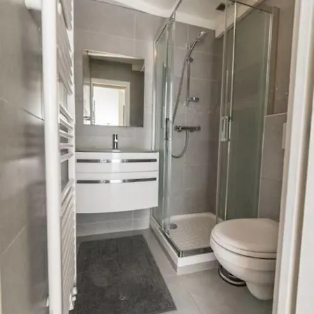 Appartement La Tournette -appartement Pour 2-4 Personnes Au Cœur De La Vieille